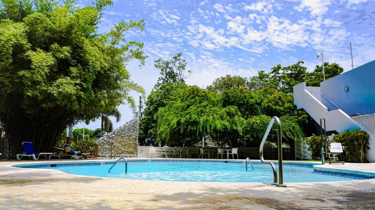 Costa Bahia Hotel, Convention Center And Casino Guayanilla Buitenkant foto