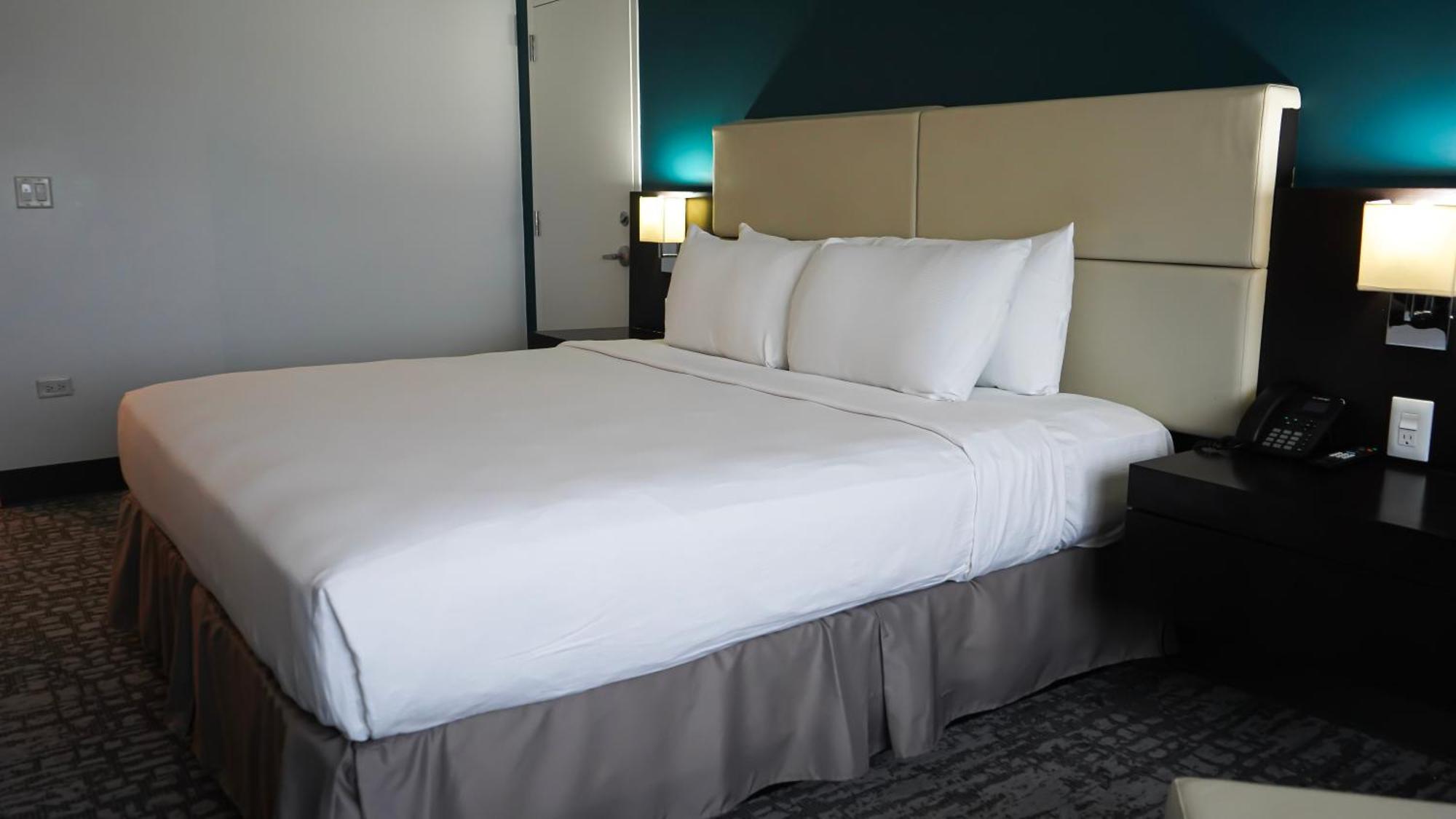 Costa Bahia Hotel, Convention Center And Casino Guayanilla Buitenkant foto